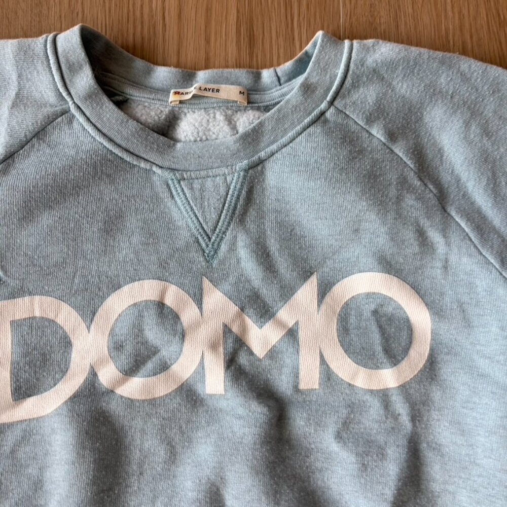 ** Marine Layer Women's Light Blue DOMO Pullover Sweatshirt Medium - Picture 5 of 6